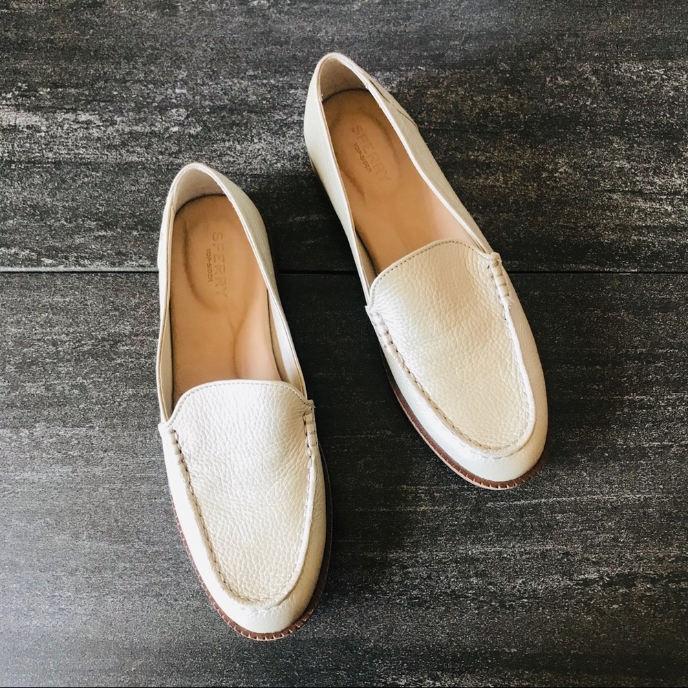 NEW Sperry Women’s Penny Loafers Cream Colored
